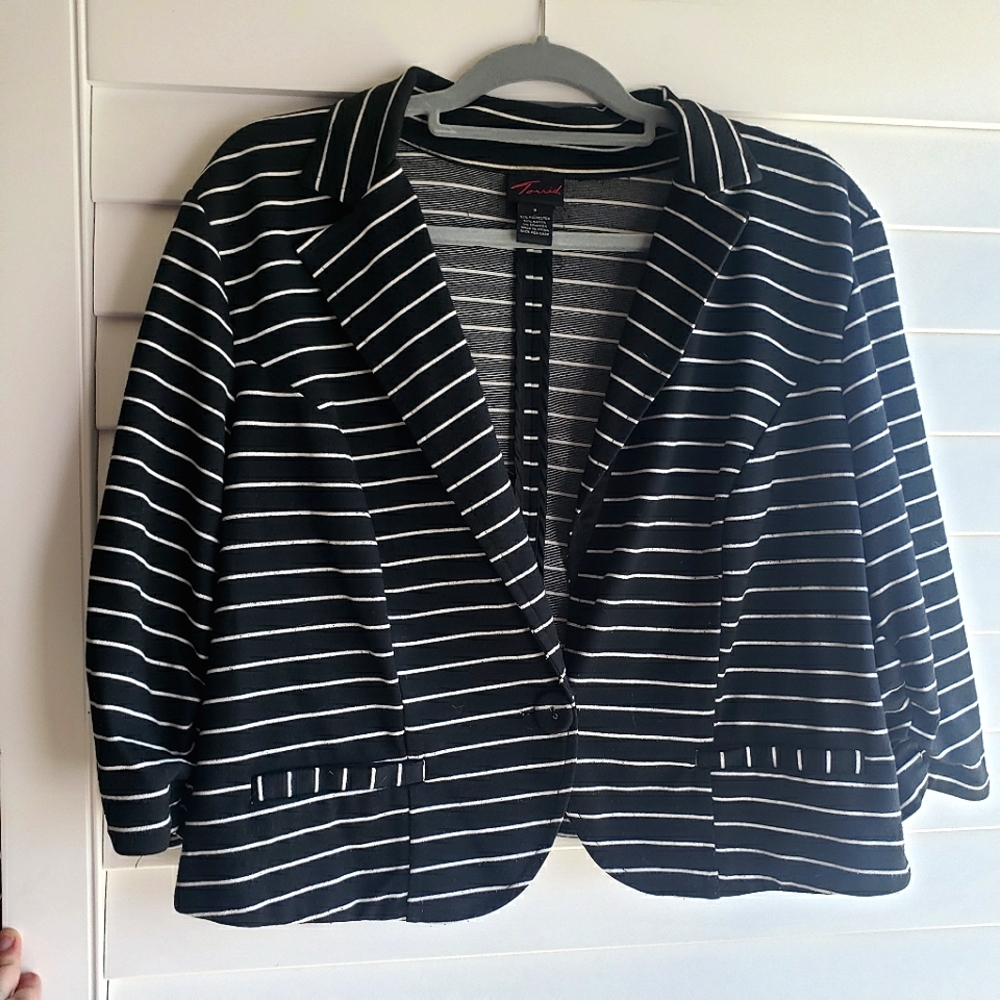 Torrid Striped Crop Blazer Jacket Bolero
